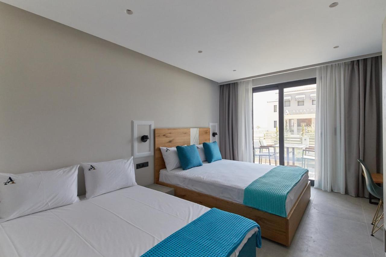 Albatros Luxury Suites Vrasná Exteriér fotografie